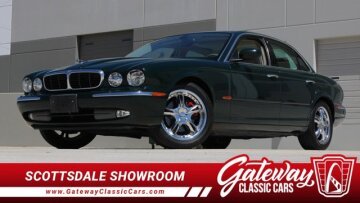 2004 Jaguar XJ8