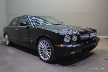 2004 Jaguar XJR
