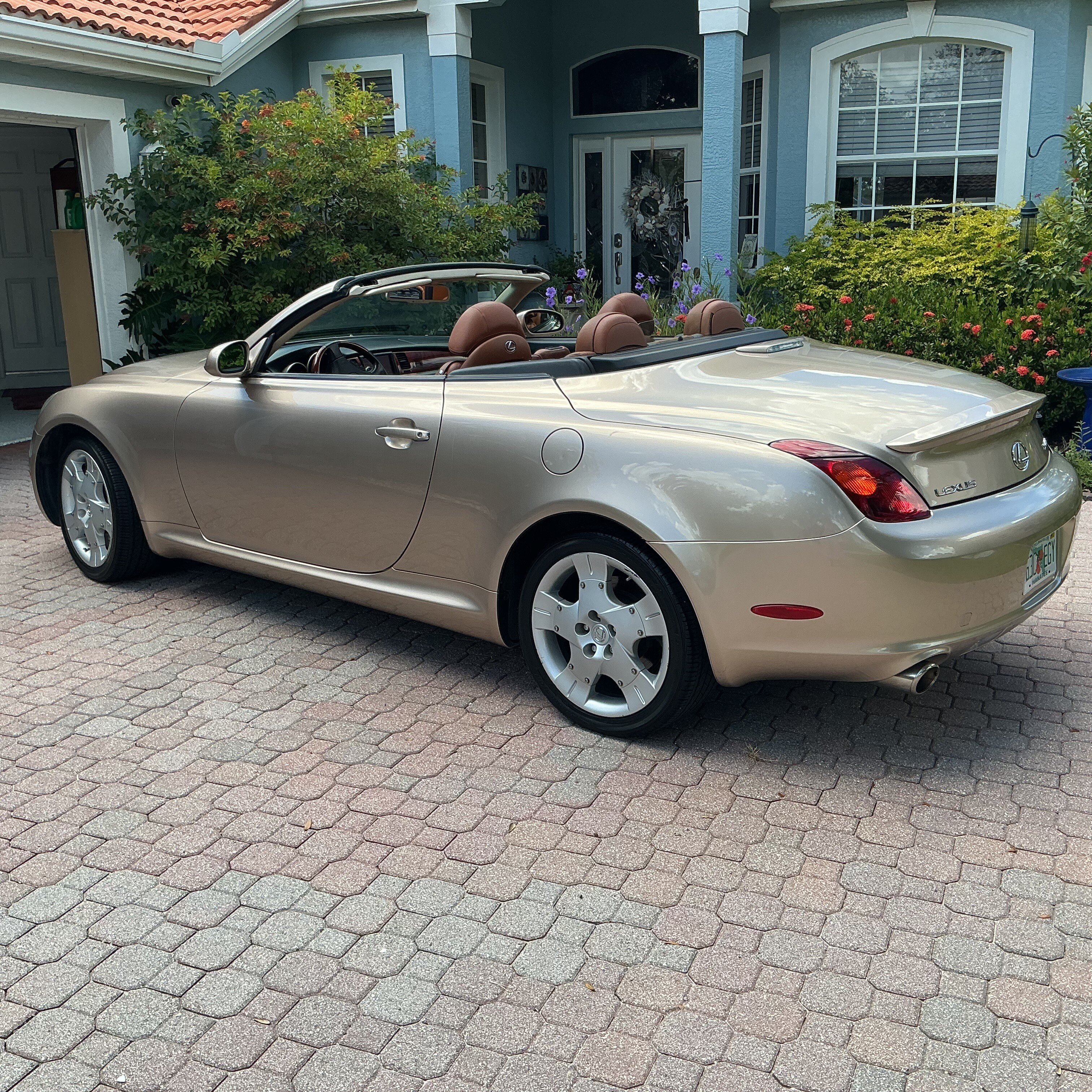 2004 Lexus SC 430 Convertible