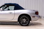Thumbnail Photo 2 for 2004 Mazda MX-5 Miata