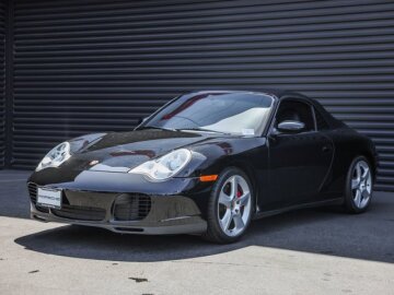 2004 Porsche 911 Carrera 4S