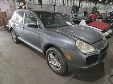 2004 Porsche Cayenne Turbo