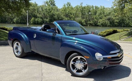 Photo 1 for 2005 Chevrolet SSR