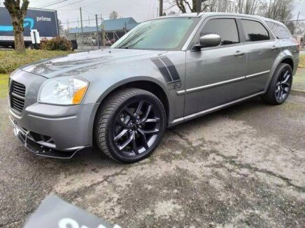 Photo 1 for 2005 Dodge Magnum