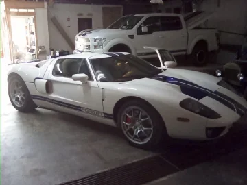 2005 Ford GT