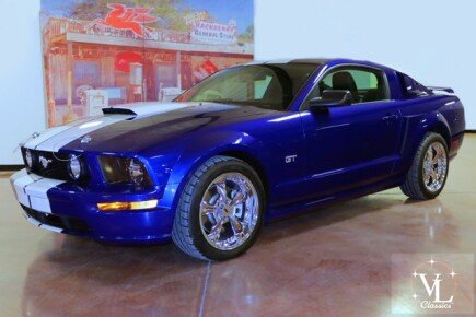 Photo 1 for 2005 Ford Mustang GT