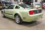 Thumbnail Photo 6 for 2005 Ford Mustang