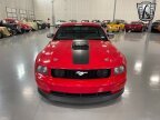 Thumbnail Photo 2 for 2005 Ford Mustang GT