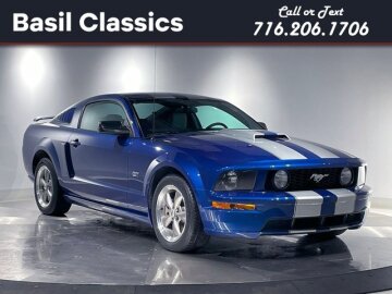 2005 Ford Mustang GT Coupe