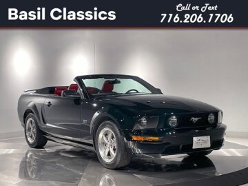 2005 Ford Mustang GT Convertible
