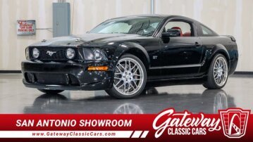 2005 Ford Mustang GT