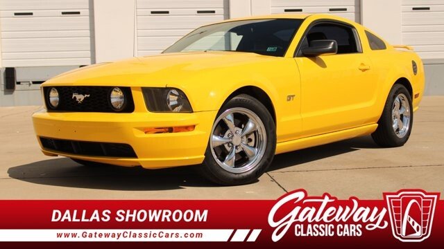 2005 Ford Mustang GT Coupe