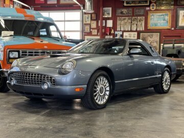 2005 Ford Thunderbird