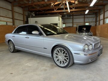 2005 Jaguar XJ8 L