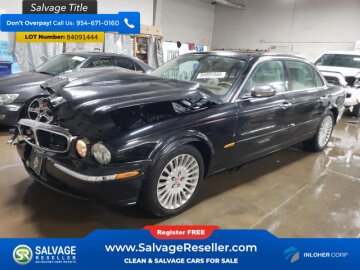 New 2005 Jaguar XJ Vanden Plas