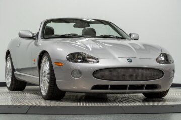 2005 Jaguar XKR