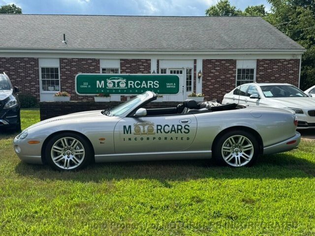 2005 Jaguar XKR