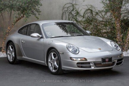 Photo 1 for 2005 Porsche 911