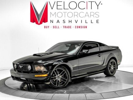 Photo 1 for 2006 Ford Mustang