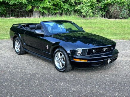 Photo 1 for 2006 Ford Mustang