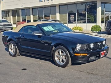 2006 Ford Mustang GT Premium