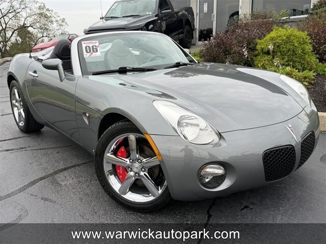 2006 Pontiac Solstice Convertible