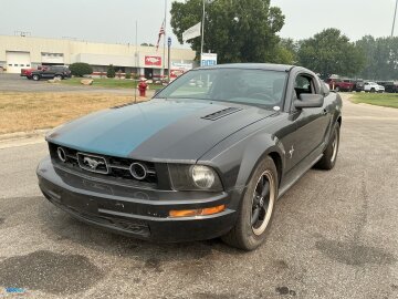 2007 Ford Mustang Coupe