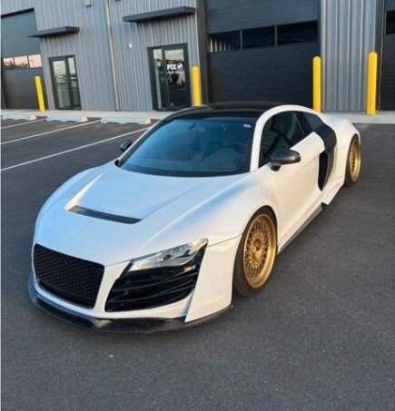 Photo 1 for 2009 Audi R8