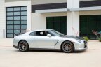 Thumbnail Photo 2 for 2009 Nissan GT-R