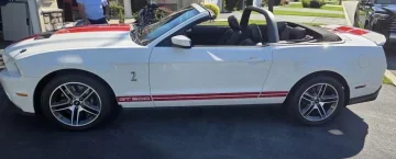 2010 Ford Mustang Shelby GT500 Convertible
