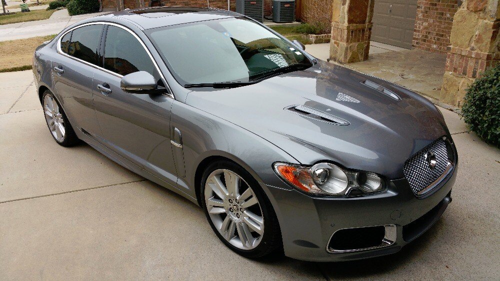 2010 Jaguar XF R