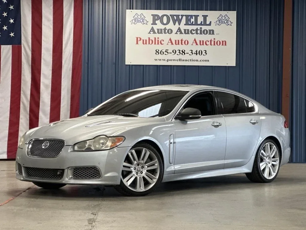 2010 Jaguar XF R