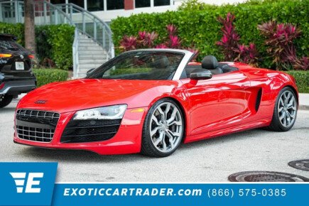 Photo 1 for 2011 Audi R8