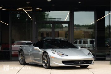 2011 Ferrari 458 Italia Coupe