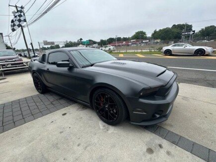 Photo 1 for 2011 Ford Mustang GT