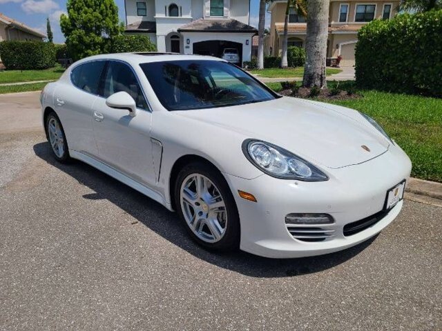 2011 Porsche Panamera 4S