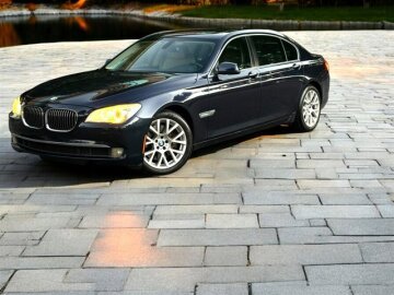 2012 BMW 750Li