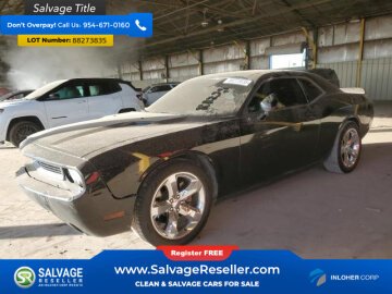 2012 Dodge Challenger SXT