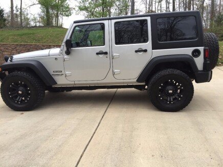 Photo 1 for 2012 Jeep Wrangler 4WD Unlimited Sport for Sale by Owner
