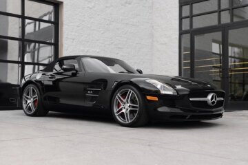 2012 Mercedes-Benz SLS AMG Roadster
