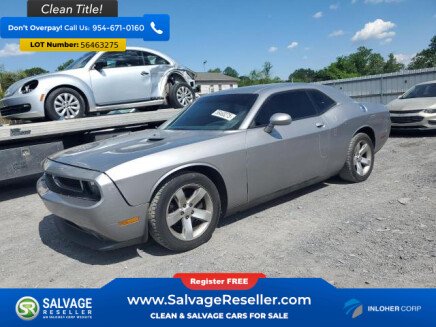 Photo 1 for 2013 Dodge Challenger SXT
