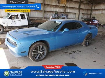 New 2013 Dodge Challenger SXT