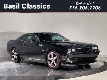 2013 Dodge Challenger SRT8