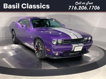 2013 Dodge Challenger SRT8