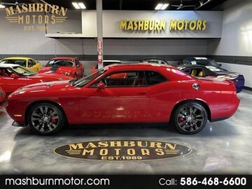 2013 Dodge Challenger SRT8