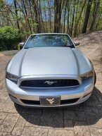Thumbnail Photo 1 for 2013 Ford Mustang Convertible