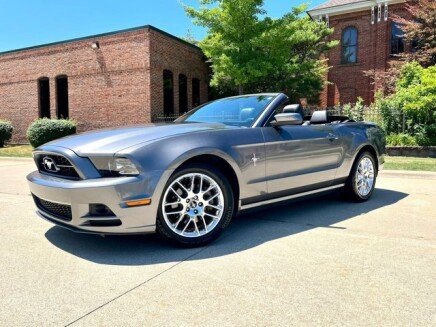 Photo 1 for 2013 Ford Mustang Convertible