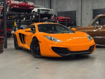 2013 McLaren MP4-12C