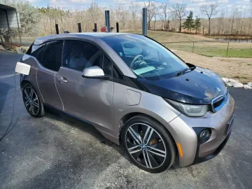 2014 BMW i3 w/ Range Extender