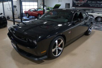 2014 Dodge Challenger SRT8